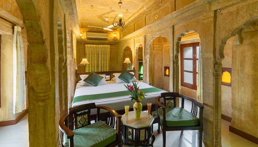 WelcomHeritage Mandir Palace-Heritage Suite